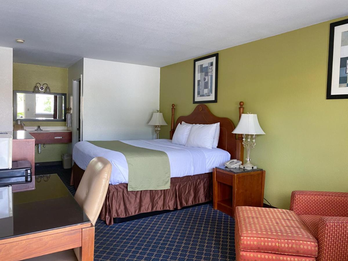 Royal Inn Richmond Hill- Savannah I-95 Buitenkant foto
