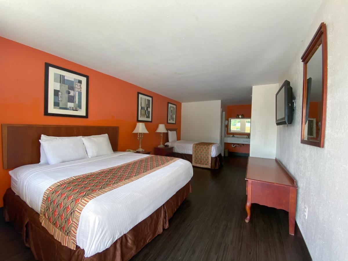 Royal Inn Richmond Hill- Savannah I-95 Buitenkant foto